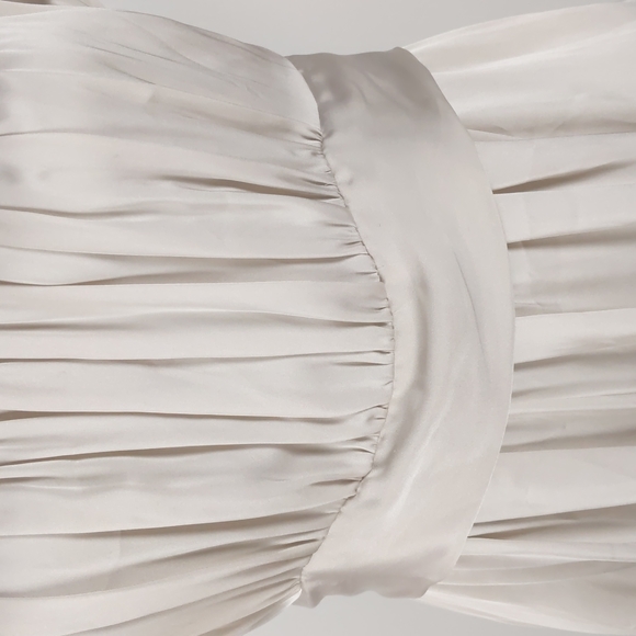 Zhouk Dress Size M Cream Flutter Sleeves Tie Waist Embroidered Cutouts 100% Silk - Picture 7 of 16